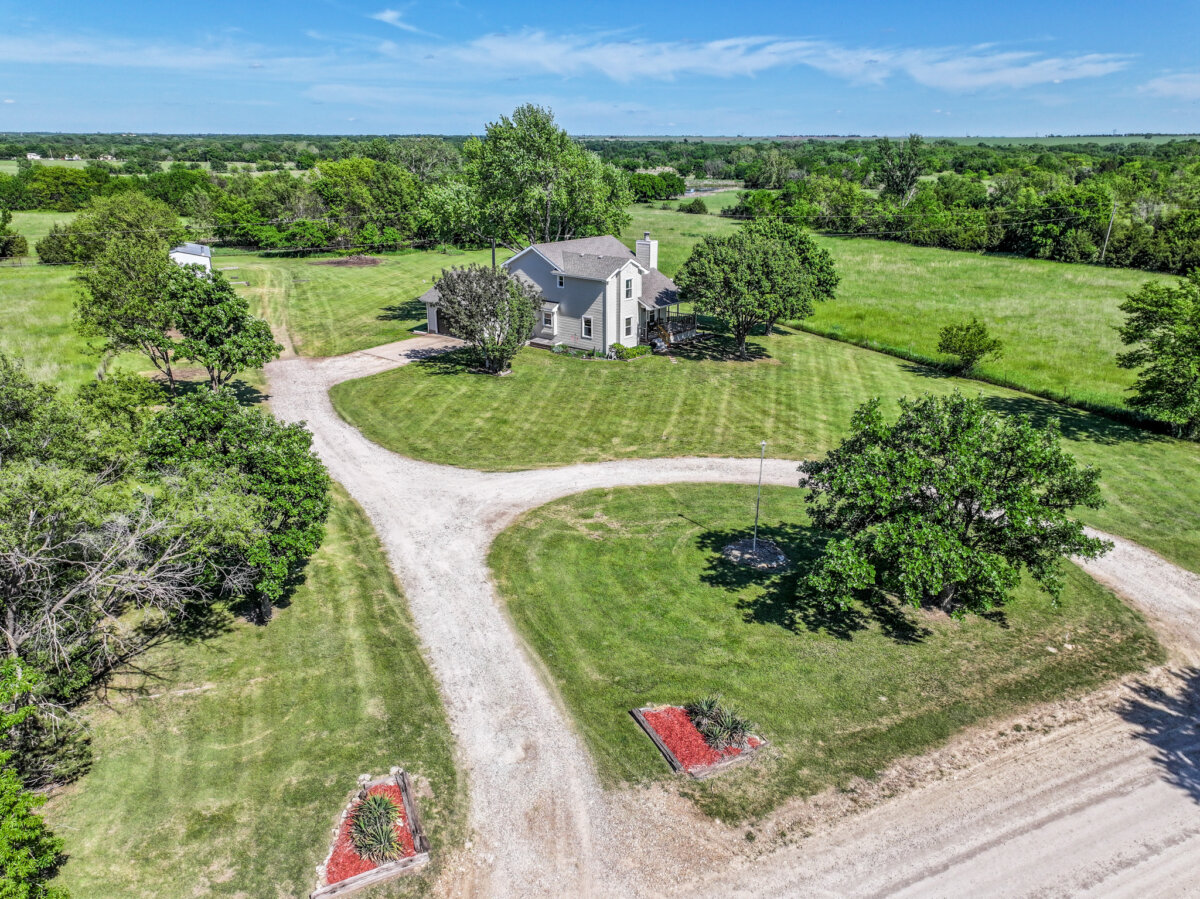 10198 SE Teter Rd., Leon Kansas