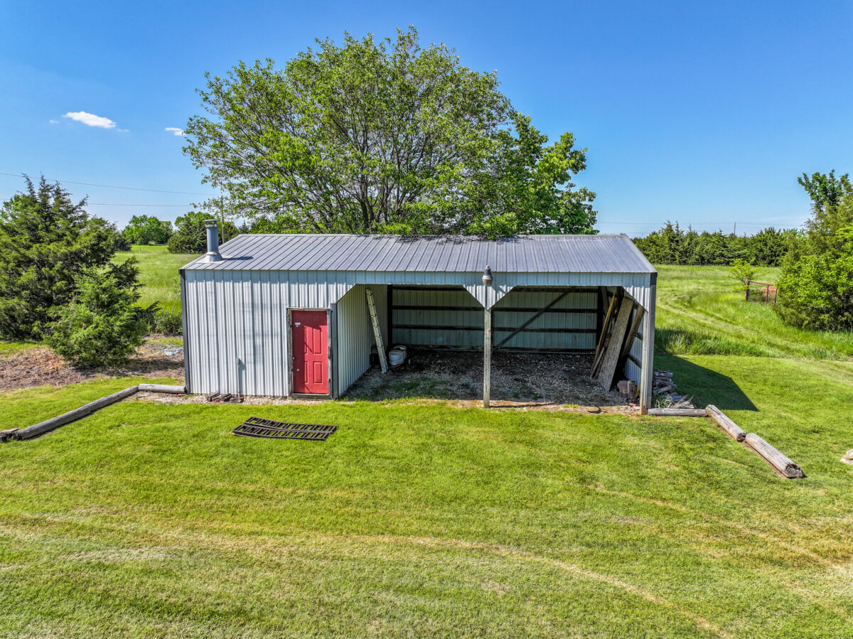 10198 SE Teter Rd., Leon Kansas