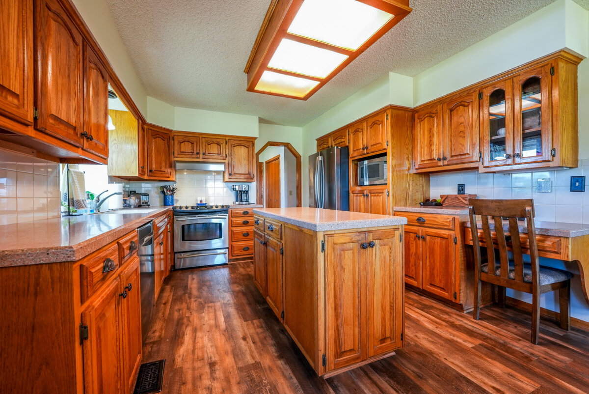 10198 SE Teter Rd., Leon Kansas
