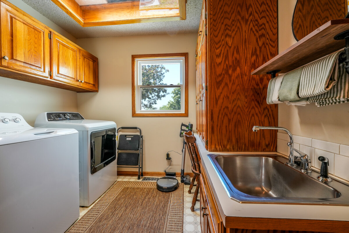 10198 SE Teter Rd., Leon Kansas