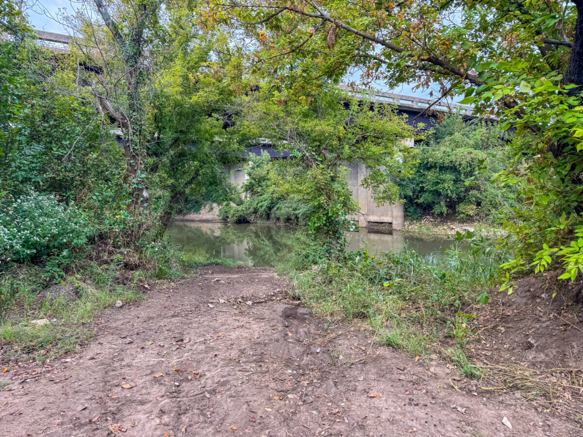 10 Acres Walnut River Frontage - Augusta Kansas - Land For Sale