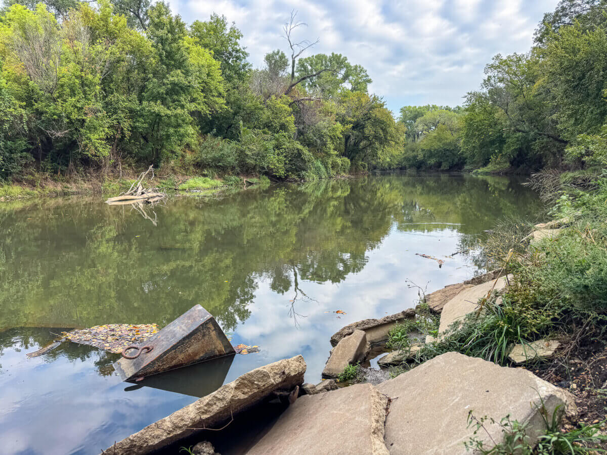 10 Acres Walnut River Frontage - Augusta Kansas - Land For Sale