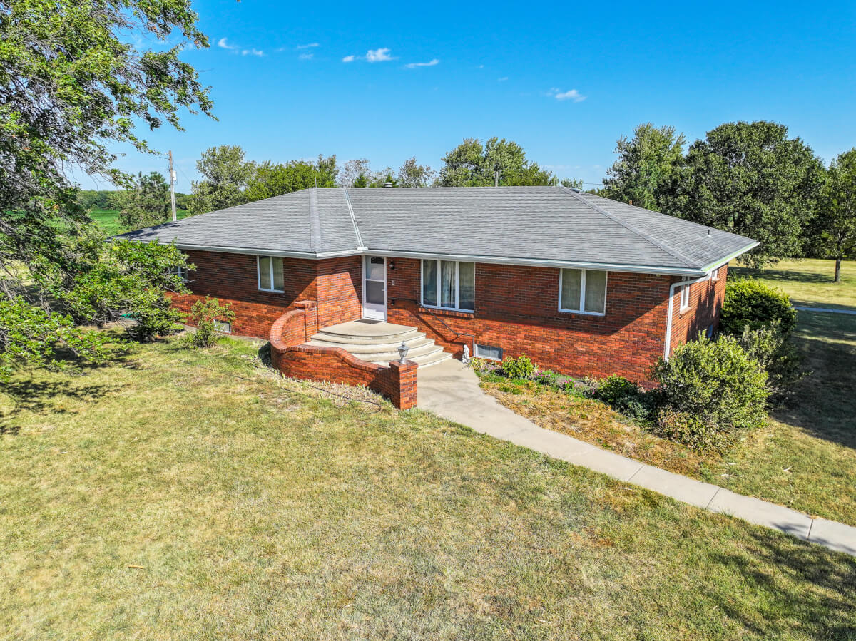 Brick house on 9.6 acres south of Whitewater in Butler County, Kansas Sundgren Realty & Auction
